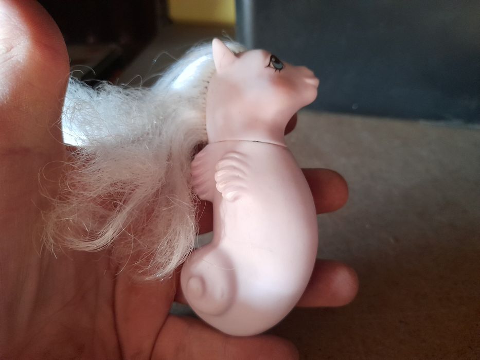 Kucy syrenka z lat 80 firmy hasbro