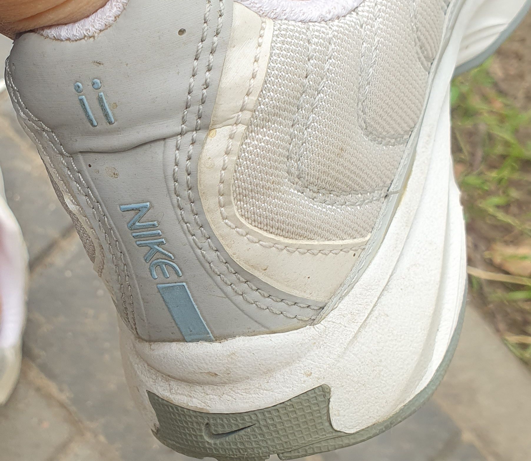 Buty  sportowe nike 36