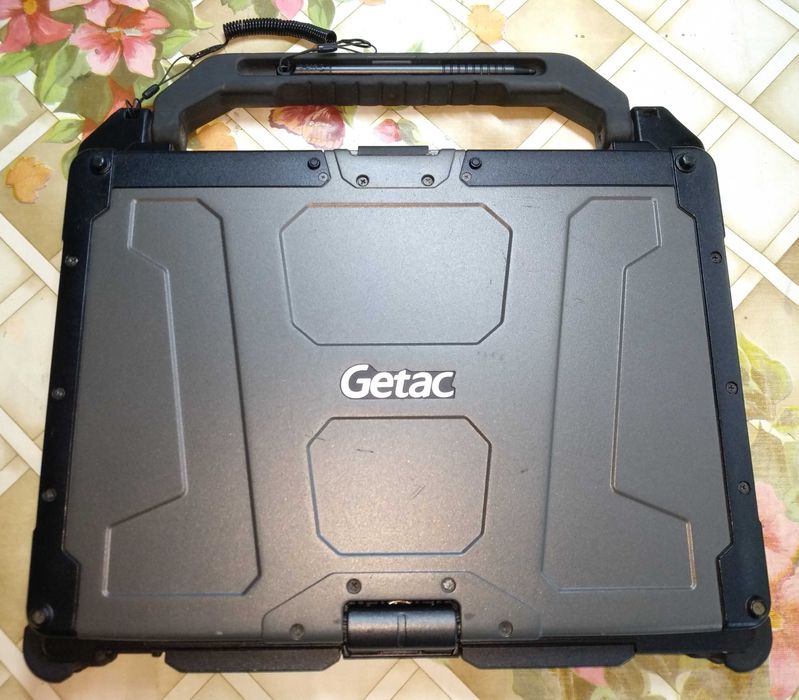 Getac V110 G3 11.6" HD i5-6200U 16GB 512GB SSD 4G GPS Win11 Pro 2-в-1