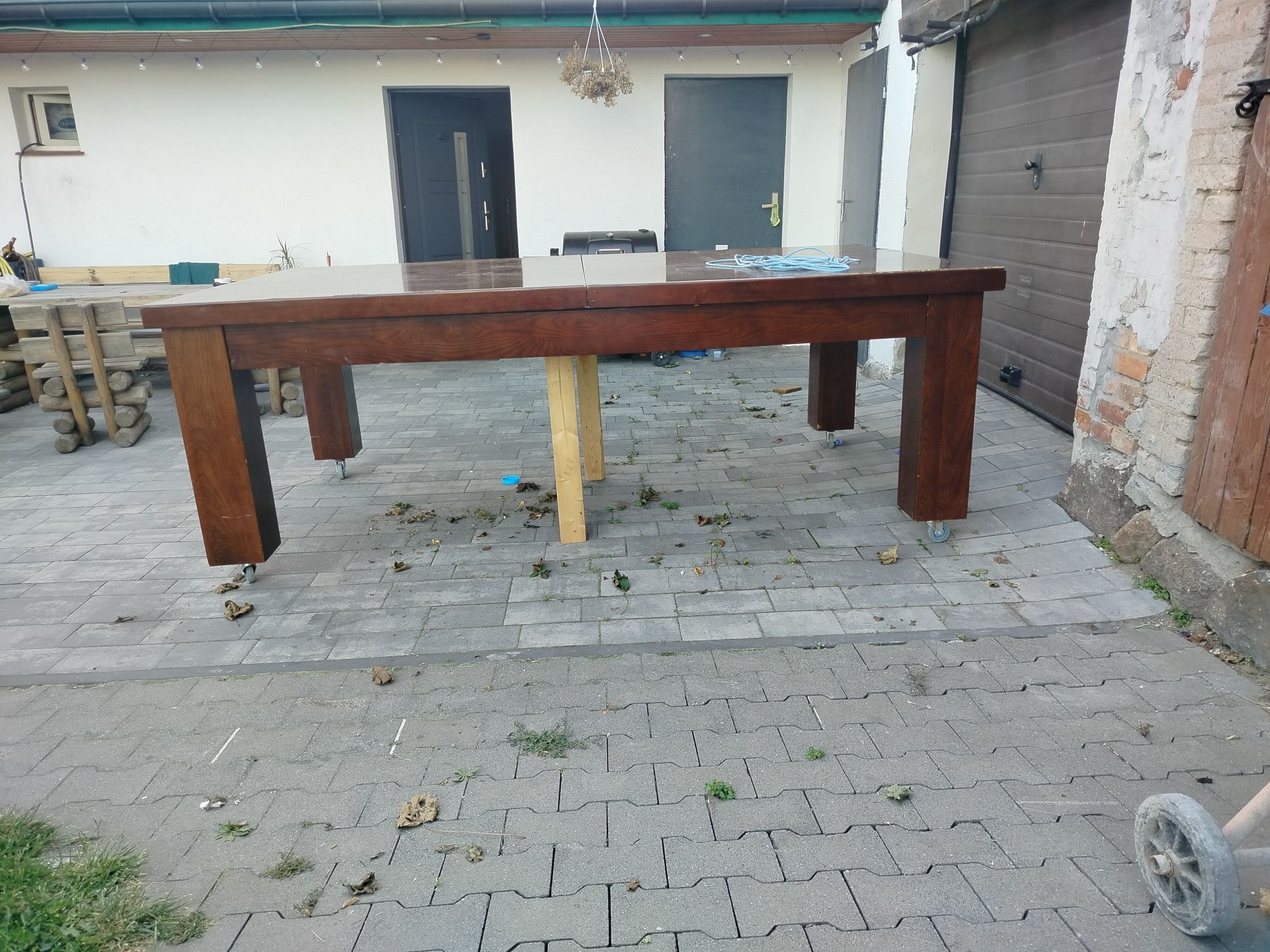 Stół bilardowy z osprzętem