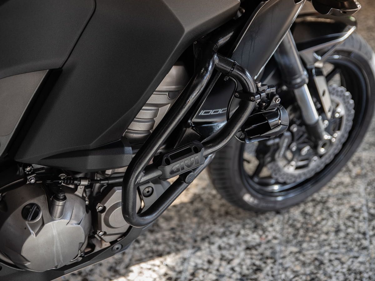 Kawasaki Versus 1000 de 2015 Optimo estado, ABS, CrashBars, Malas Givi