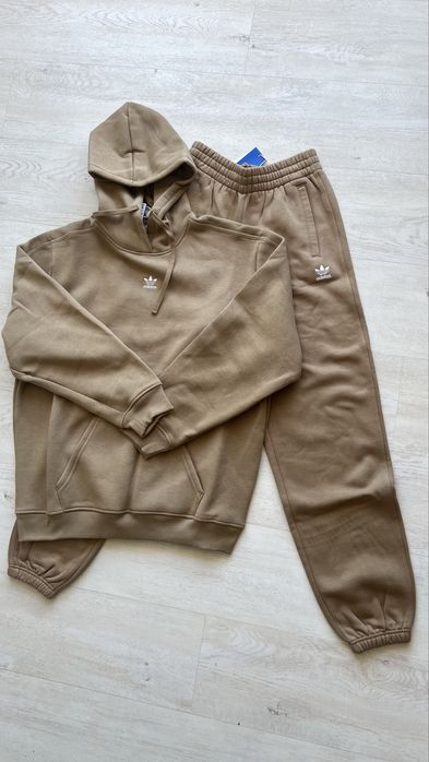 Костюм Adidas XS Оверсайз на S-M на флісі Женский костюм Адидас