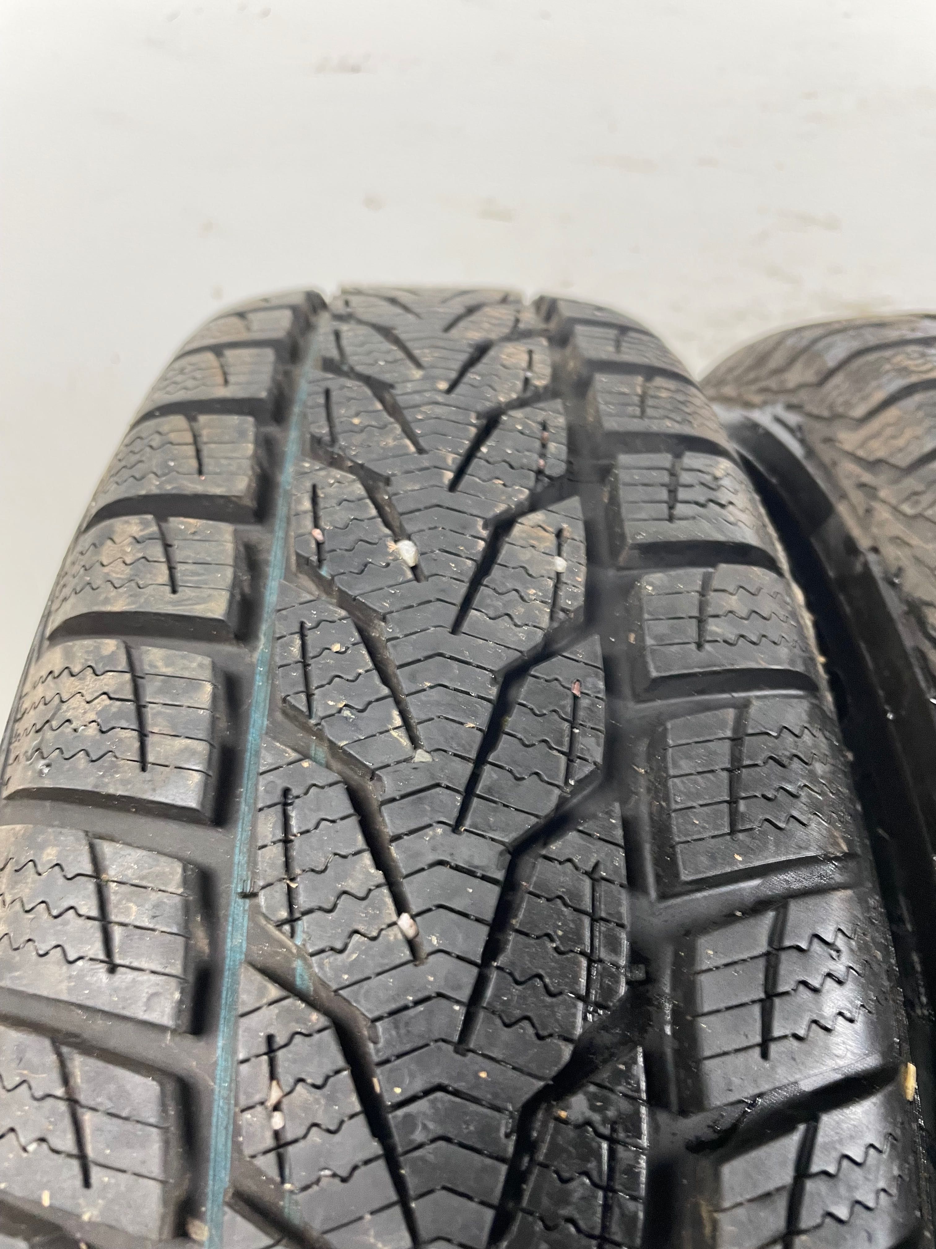 165/70R13 79T Point S Winterstar 4