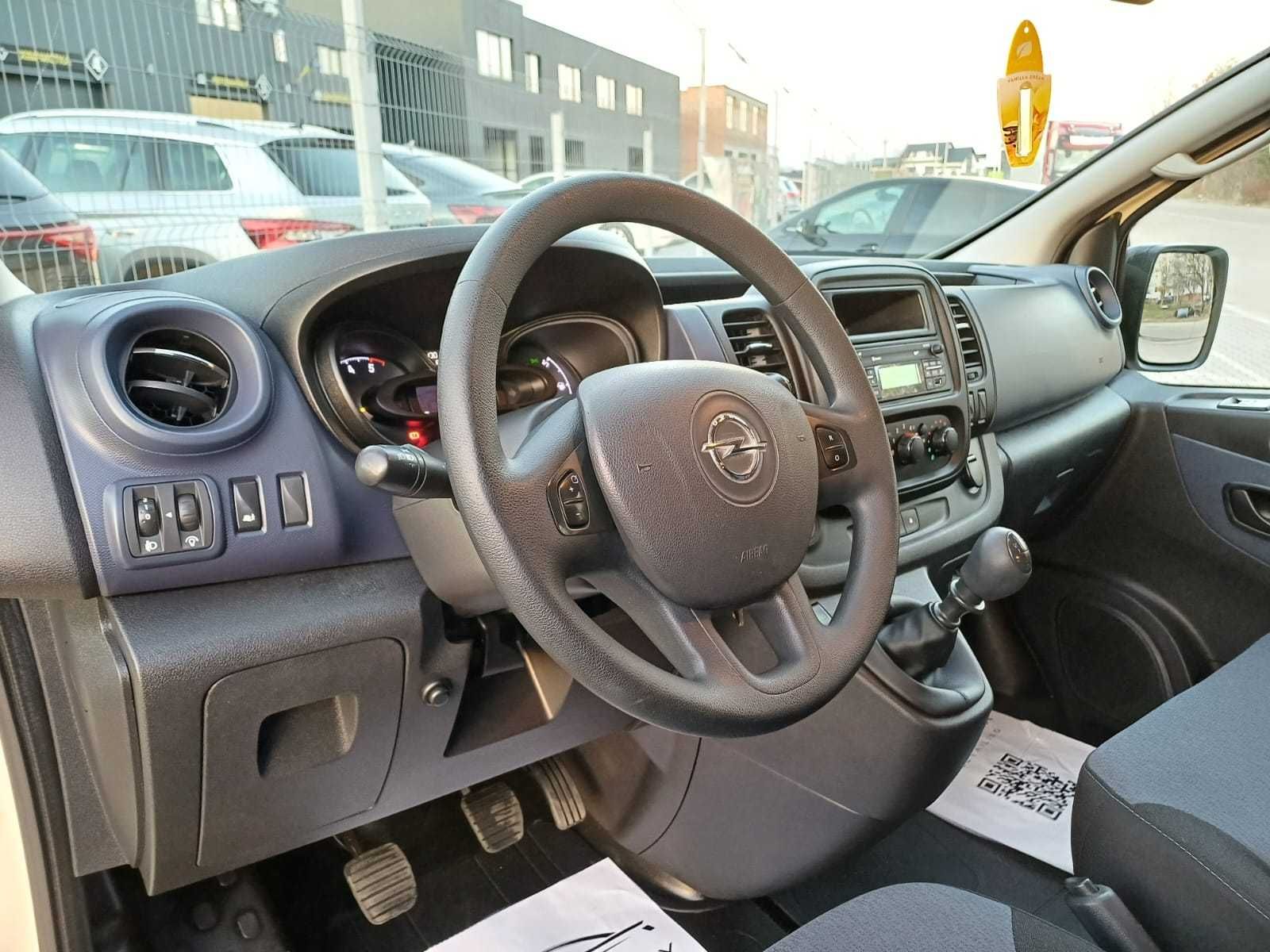 Продам OPEL VIVARO B 3 Пасажир 2015 9місць Renault Trafic з Німеччини