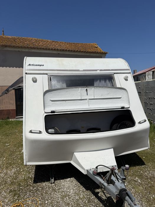 Caravana pluma ano 2000 viajou para roma