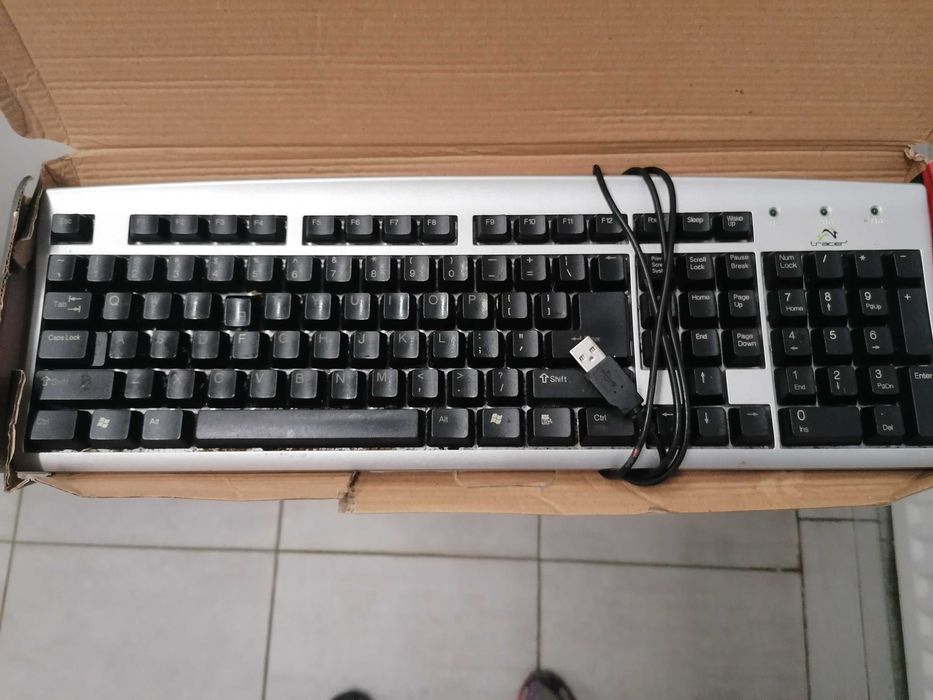 sprzedam lub zamienie klawiature do komputera