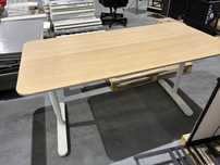 Sprzedam biurko Ikea Bekant