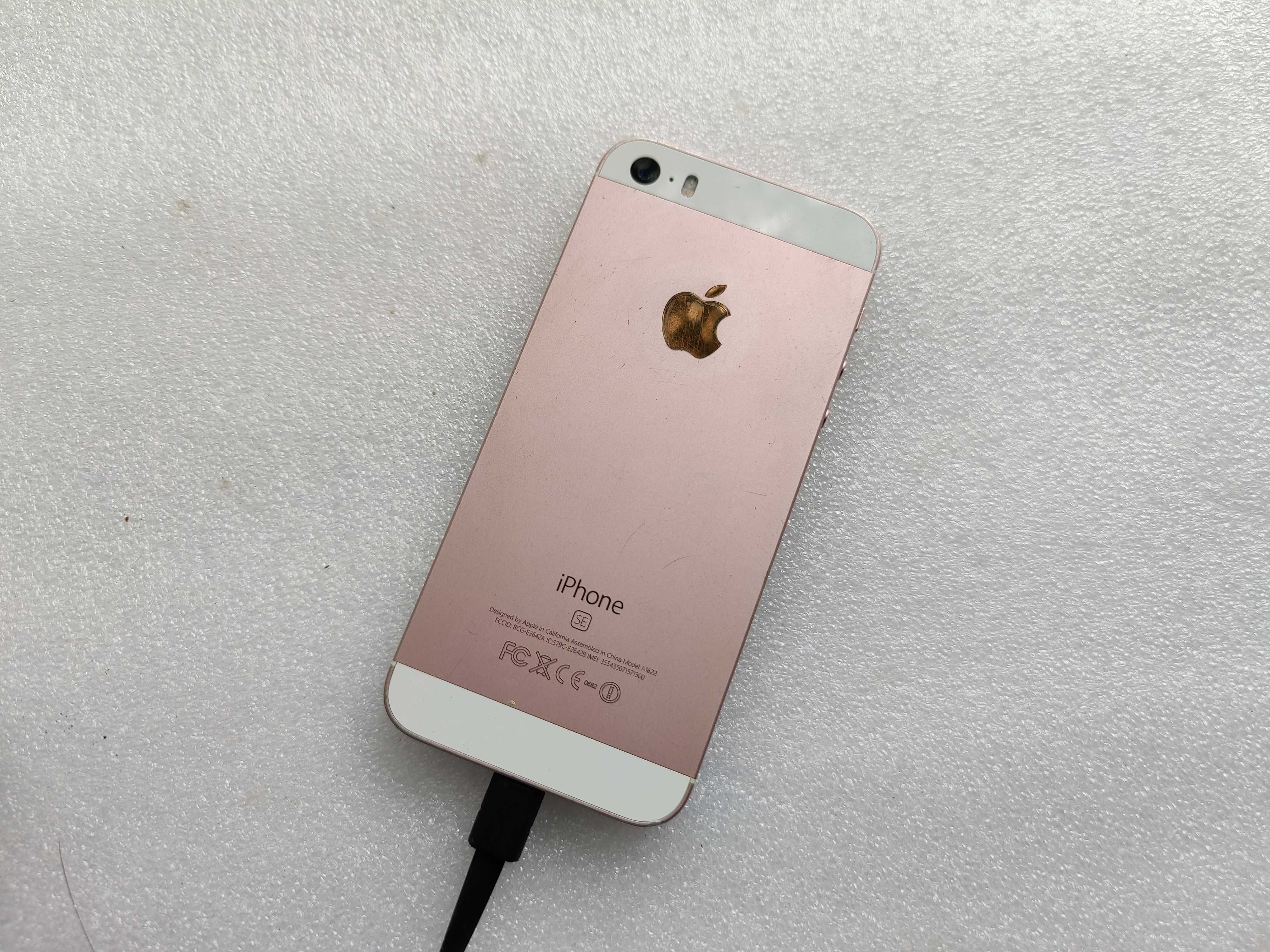 Телефон Iphone SE 32Gb