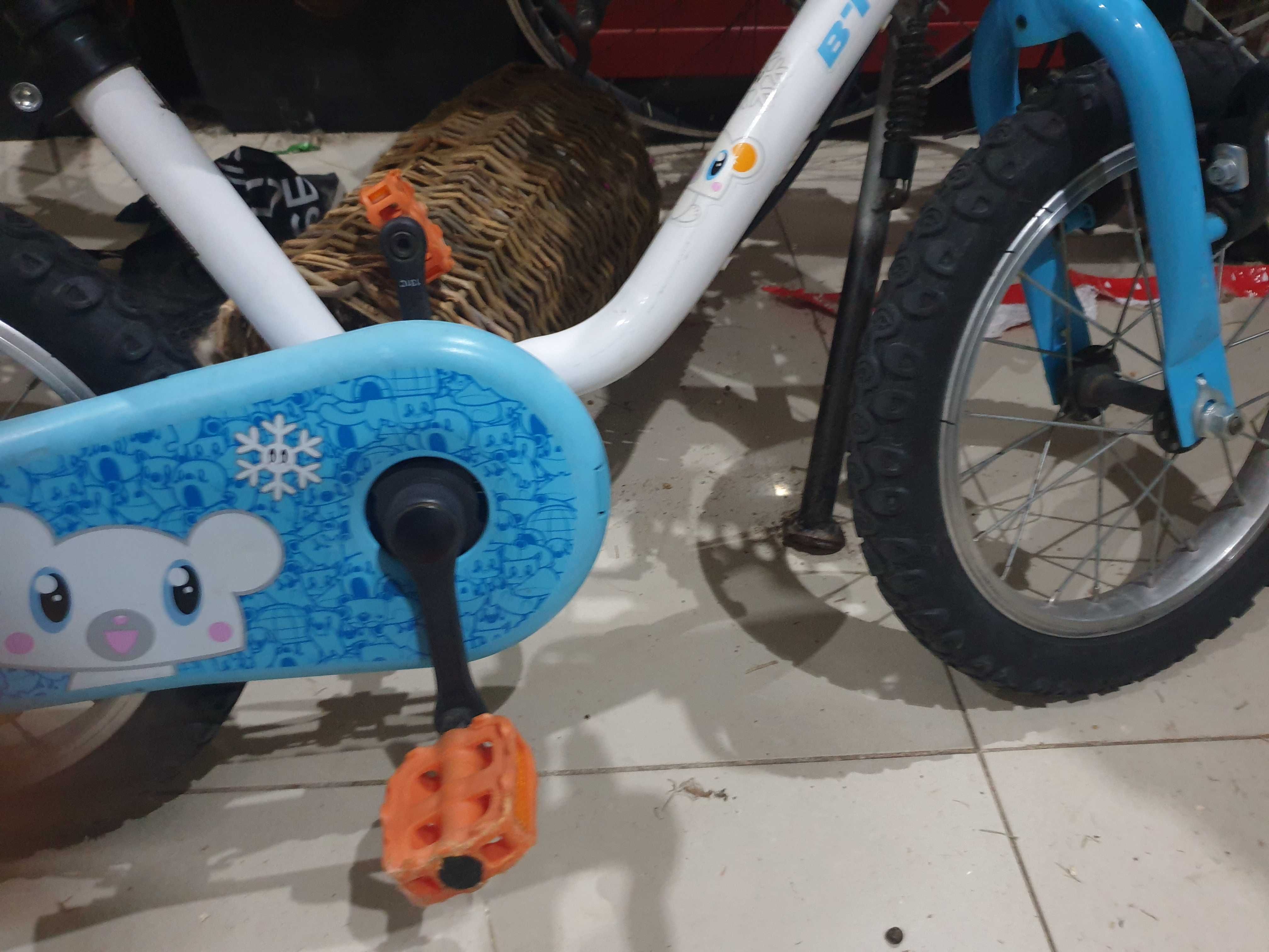 Bicicleta de criança com pouco uso!