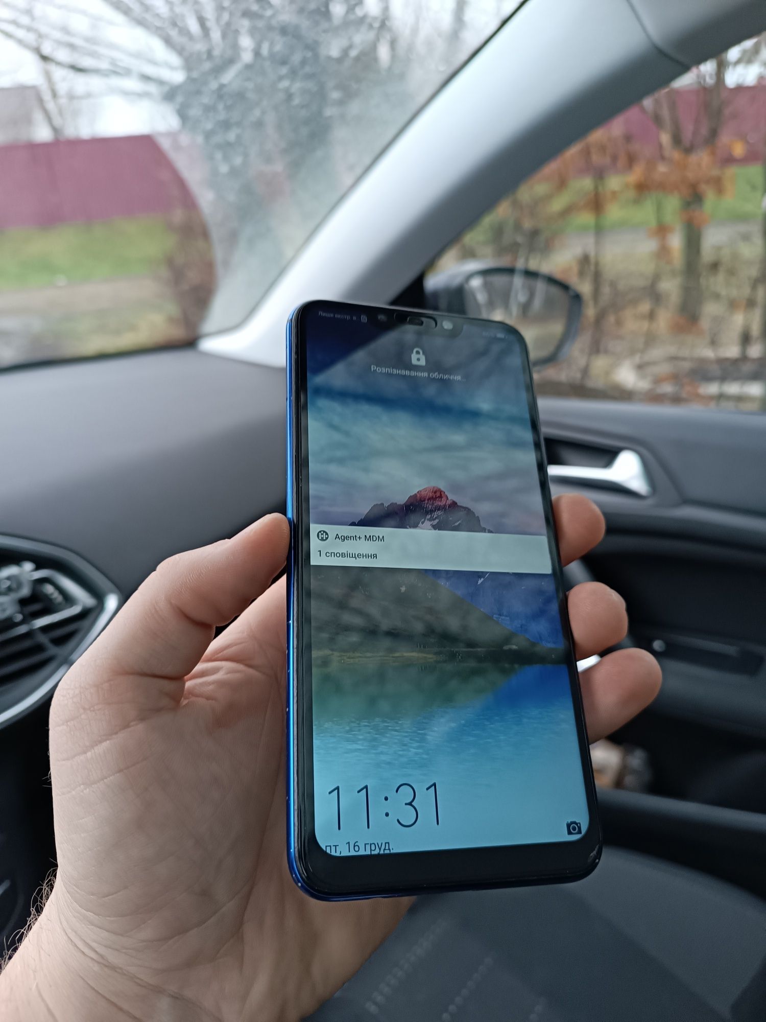 Huawei P Smart+ 4/64Gb