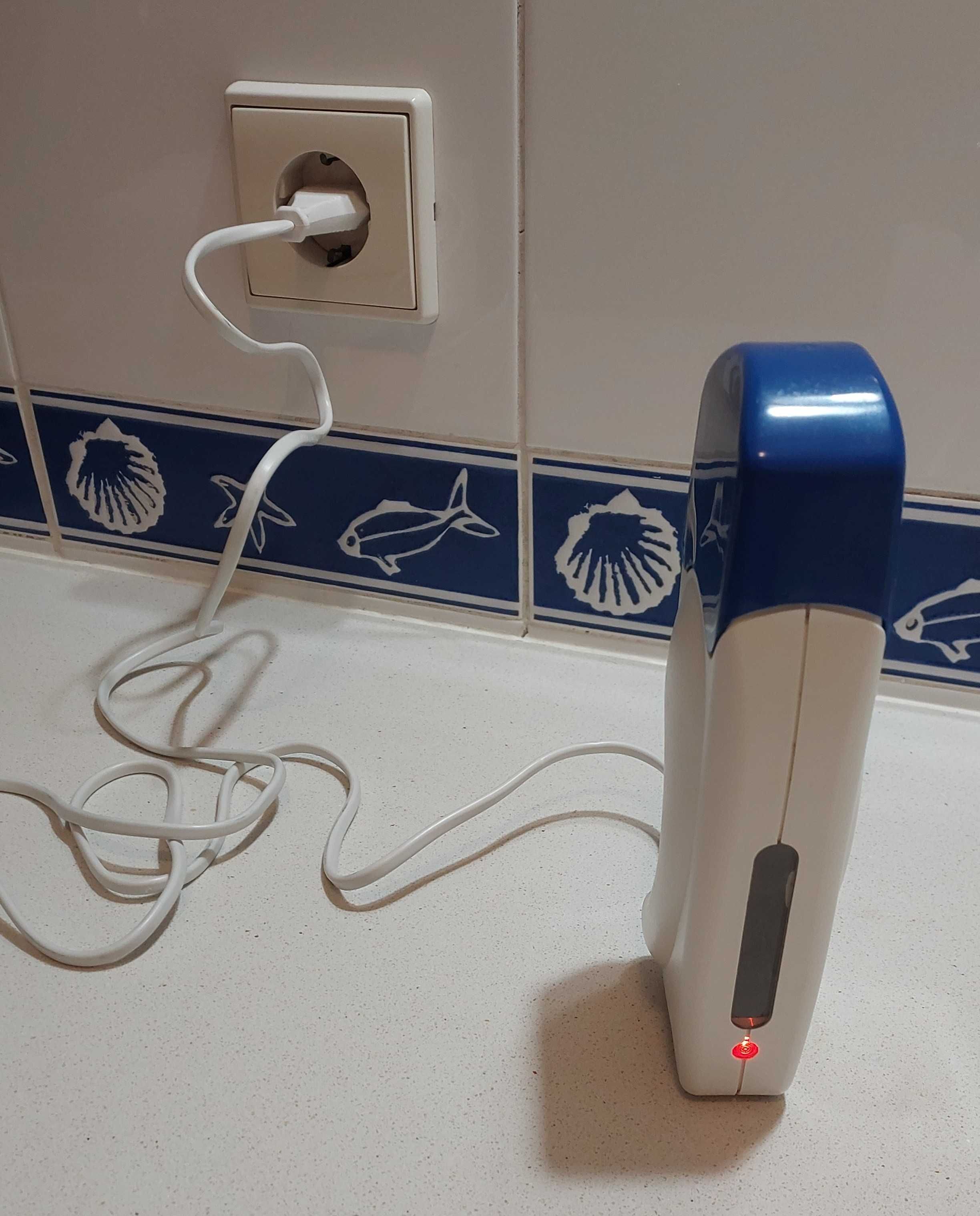 Aquecedor de cera roll-on da Carlos Santos