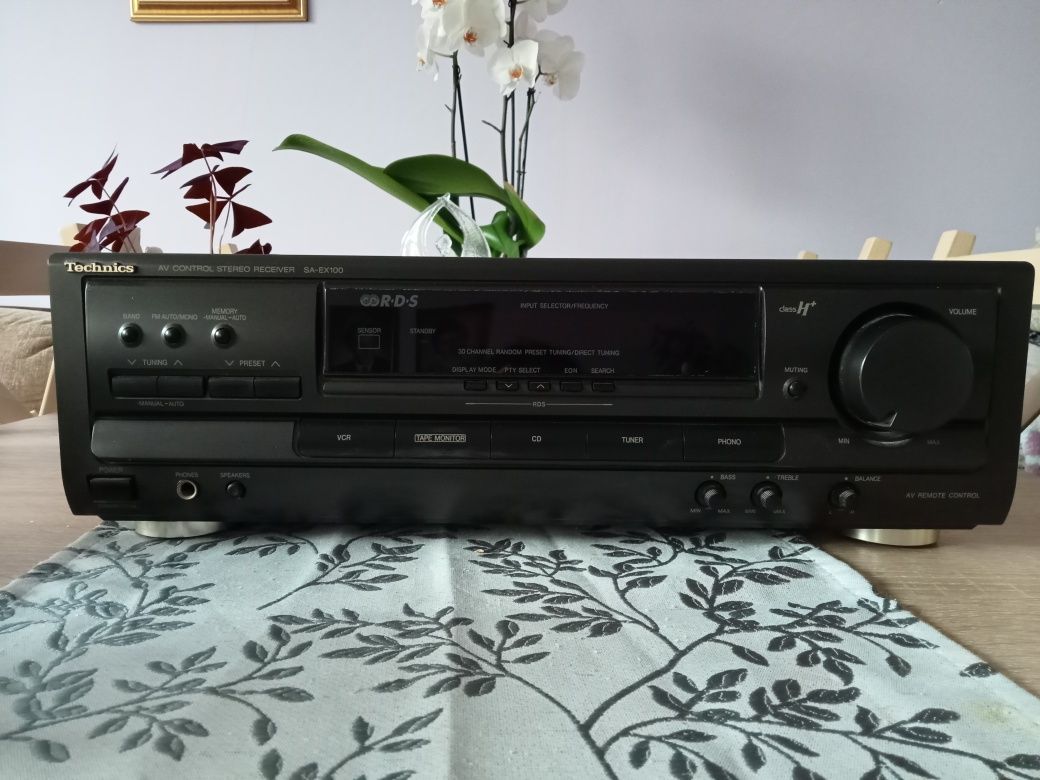 Amplituner stereo Technics