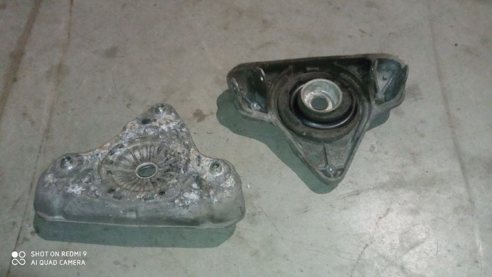 Audi a4 b6 b7 łapa gorne mocowanie amortyzatora przód przedniego