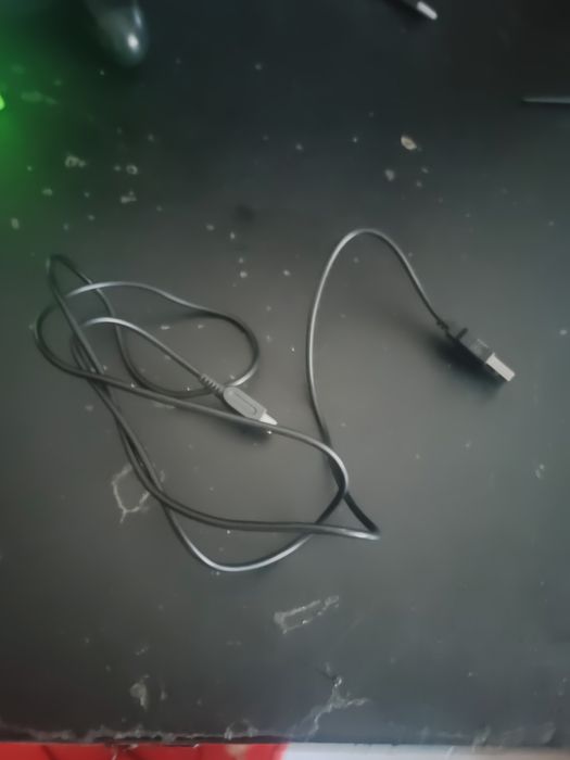 Nintendo 3DS, carregador e jogos