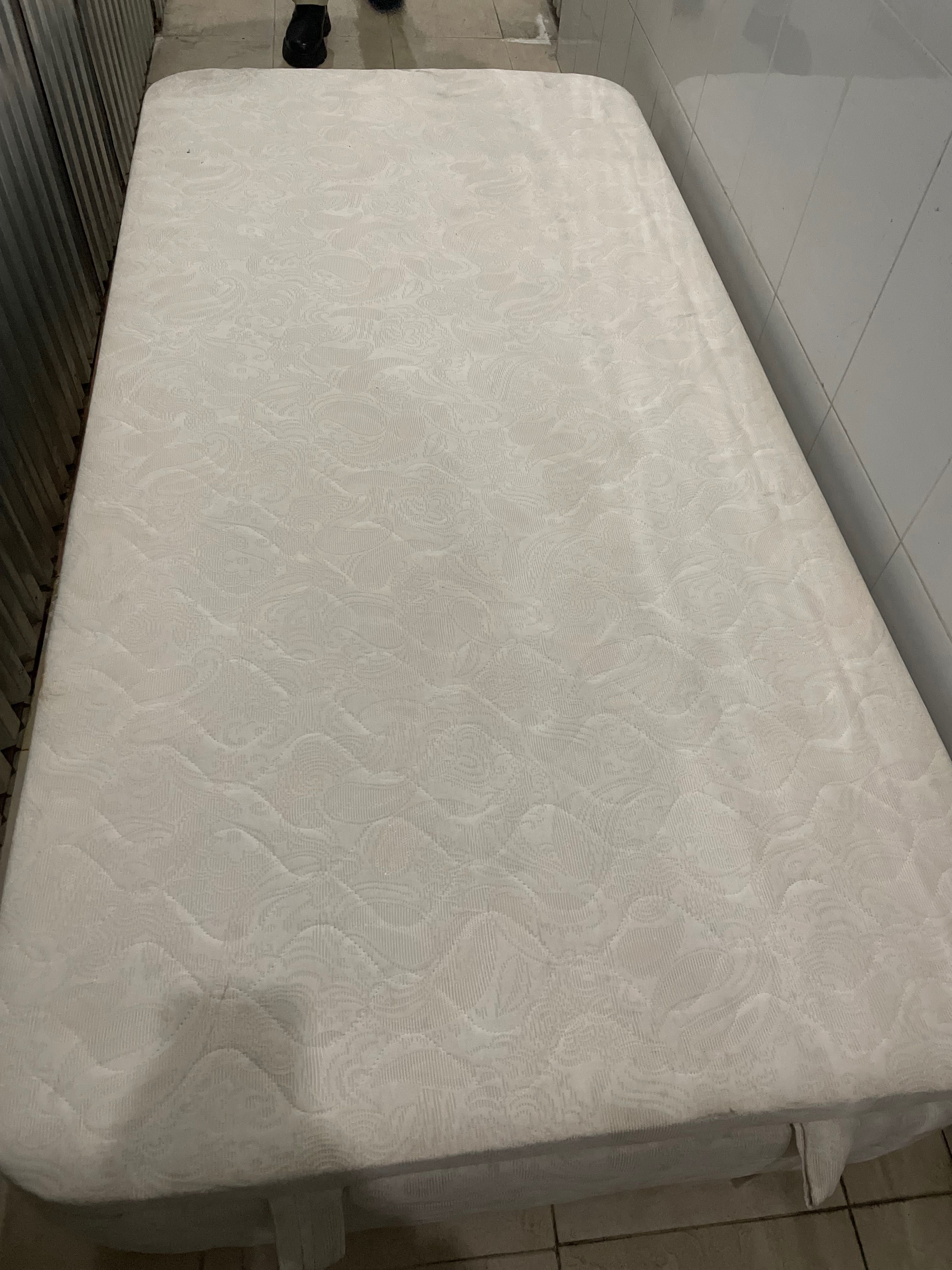 Cama de solteiro