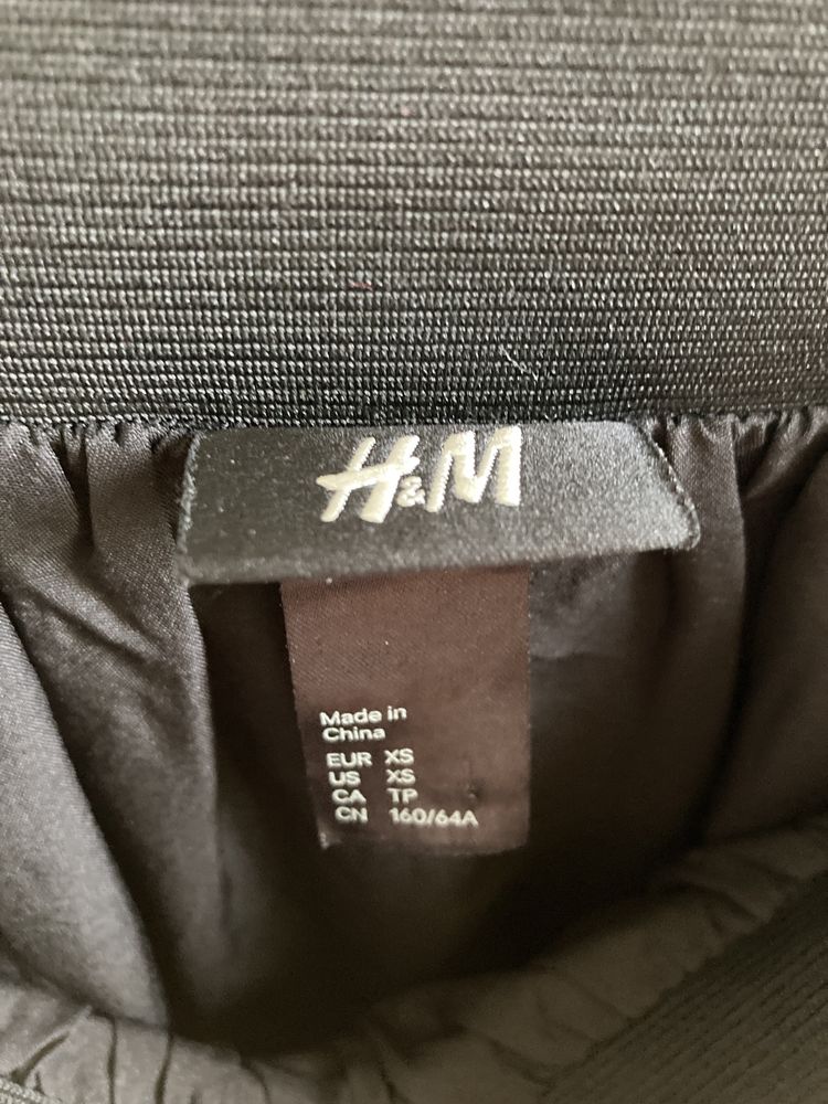Szyfonowa, zwiewna spódnica, H&M
