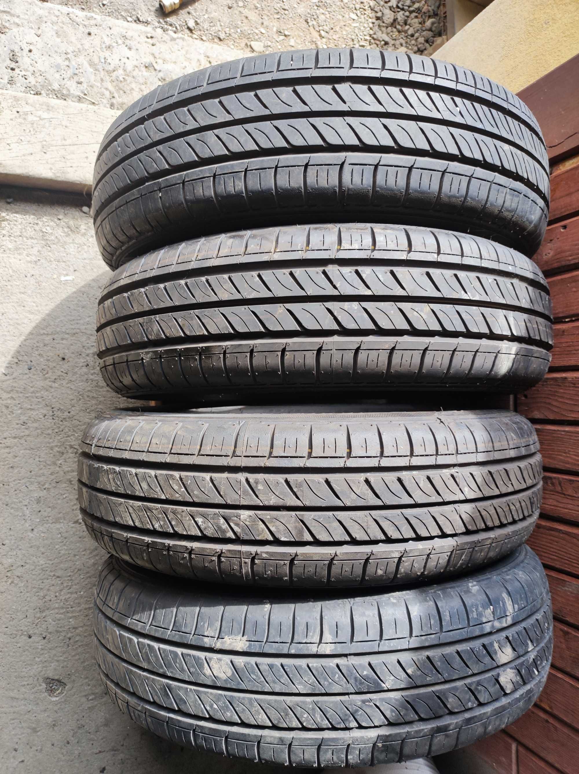 Opony lato Danlop 4szt  165/65R14