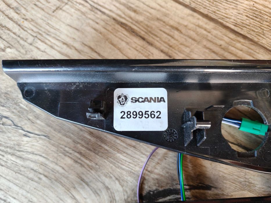 Przełącznik panel SOS SCANIA nowy i oryginalny