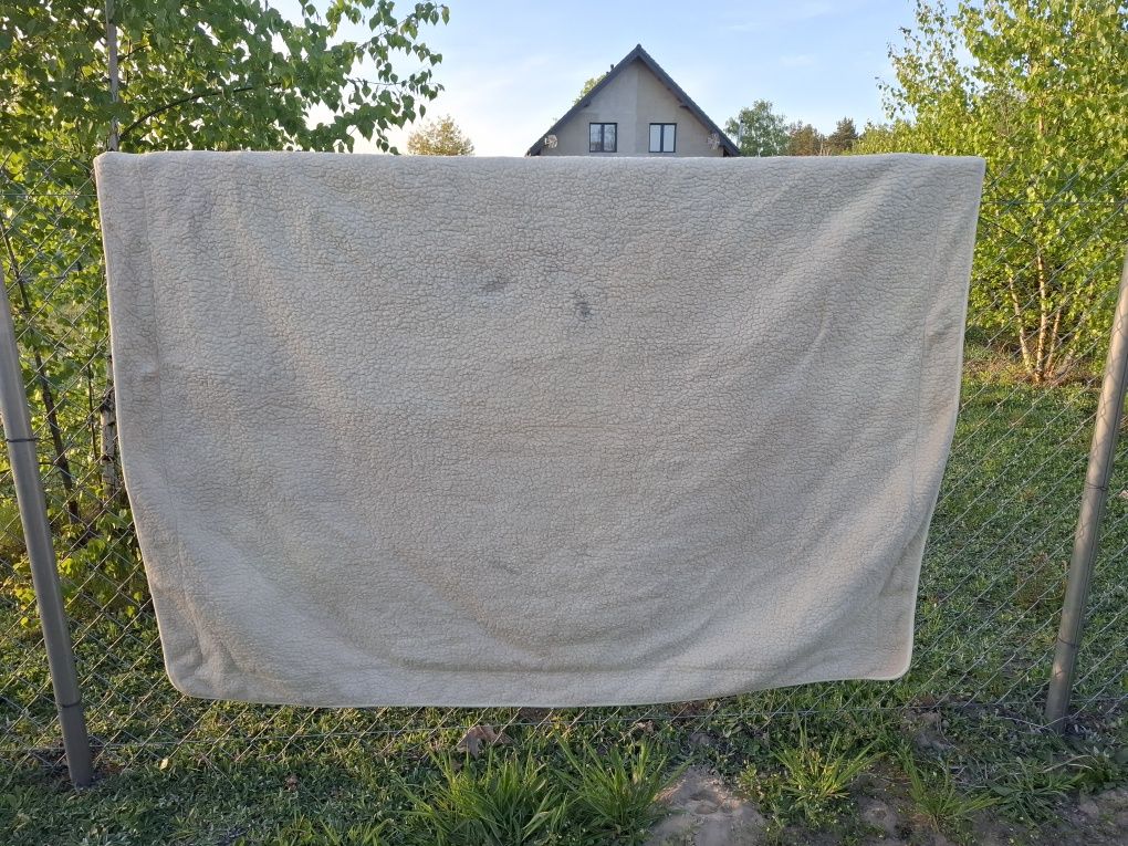 Koc 100% wełna dwustronny 200x150