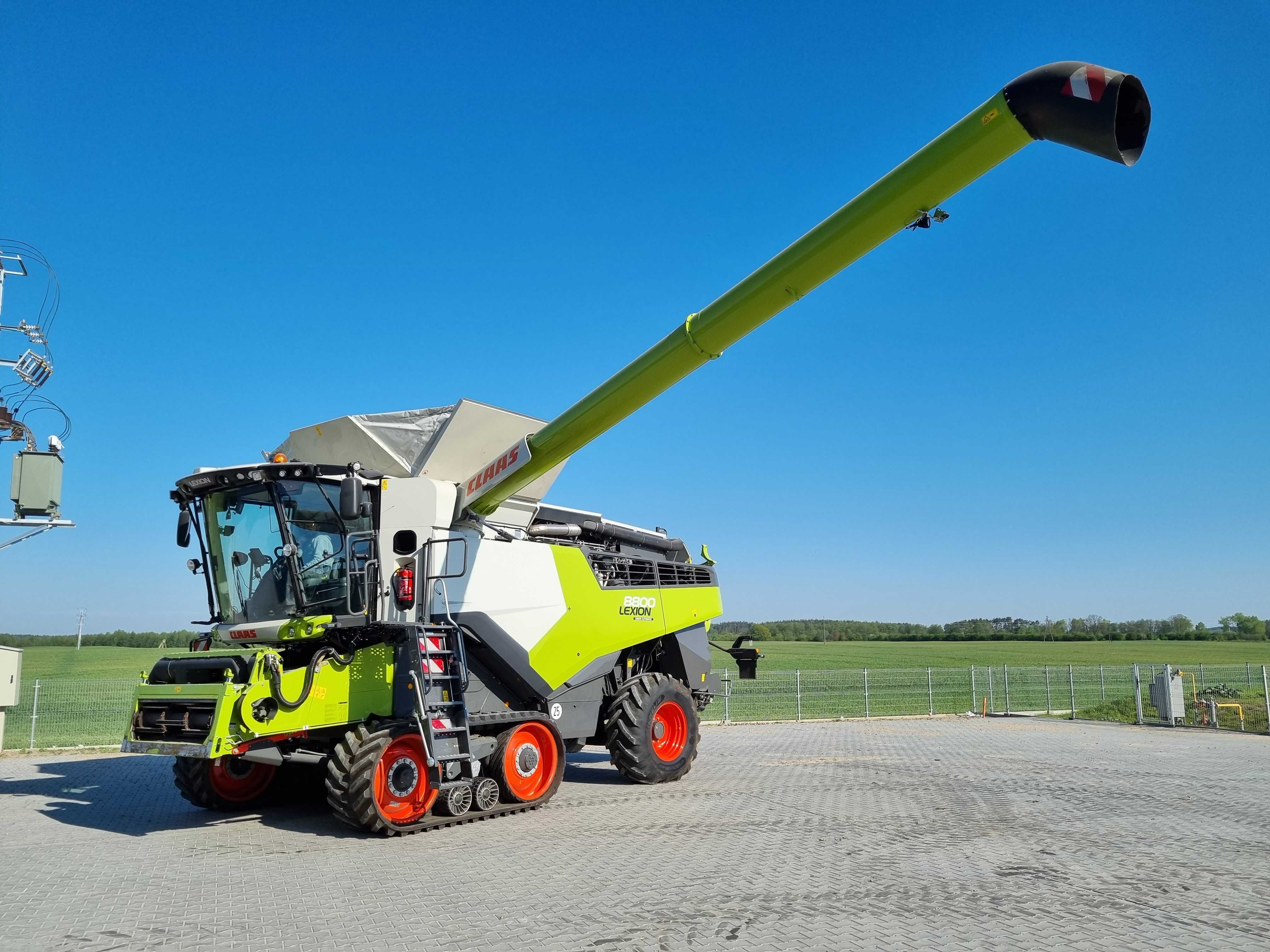 Kombajn zbożowy CLAAS LEXION 8800, CEMOS AUTOMATIC 596mth stan idealny