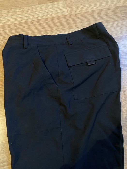 Czarne meskie spdnie w kant