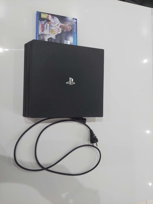 Playstation 4 PRO 500GB