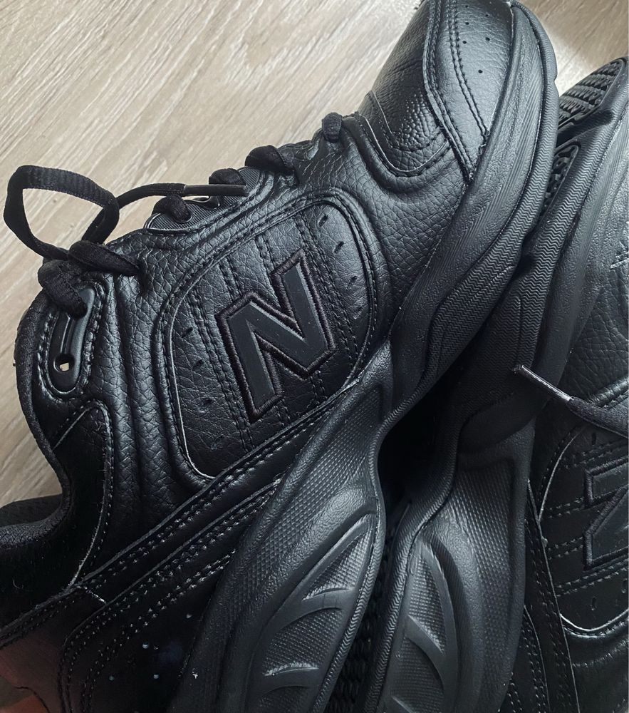 Sneakersy skórzane męskie New Balance 623 czarne 40,5/26,5cm jak nowe