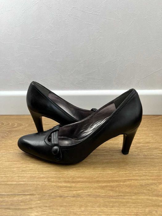 Жіночі шкіряні туфлі Ecco city bristol petit strap 37 розмір