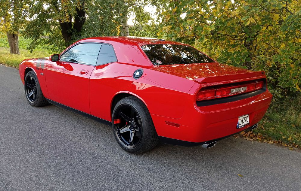 Dodge CHALLENGER R/T 5,7 V8 HEMI manual Zamiana