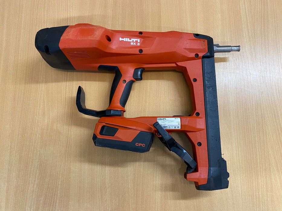 Osadzak gwoździarka HILTI BX3 02 + Akumulator 4.0Ah