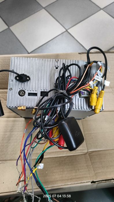 Автомагнитола двухдиновая.