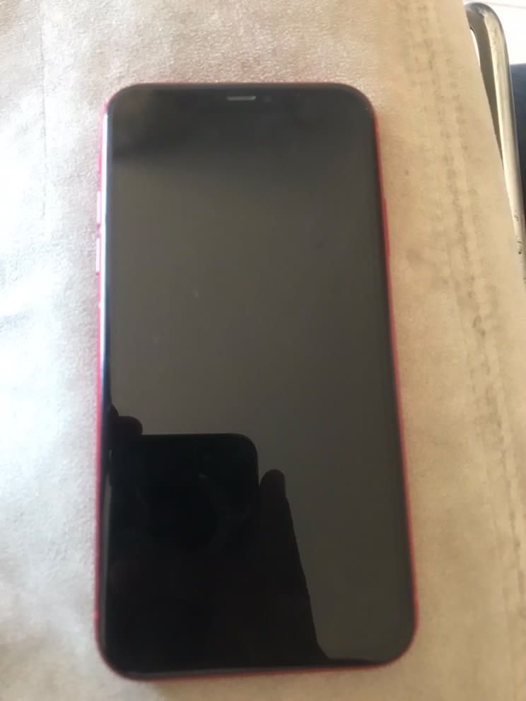 IPhone 11 64gb vermelho
