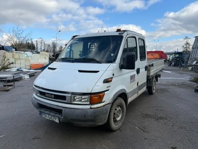 Iveco DAILY 35S13  IVECO DAILY 35S13D Doka, 7 osób, 2003