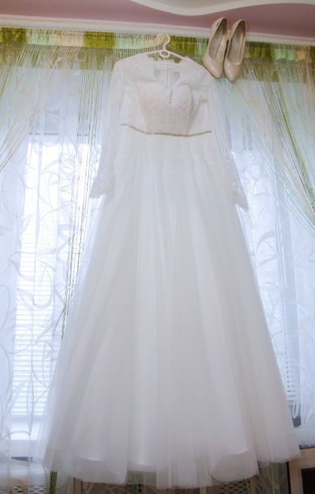 Продам весільну сукню (свадебное платье) ТМ Kahiani T