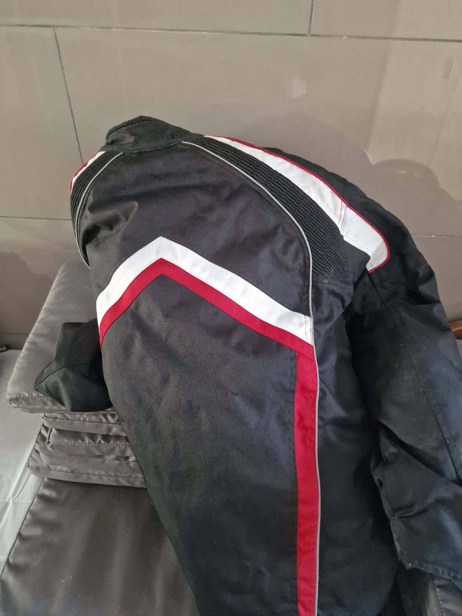 Casaco Moto+Capacete moto+ sistema Bluetooth L