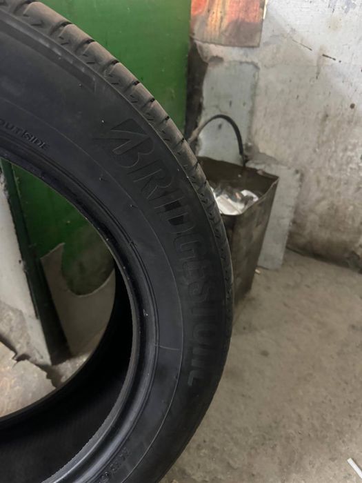 Шини Bridgestone Alenza H/L