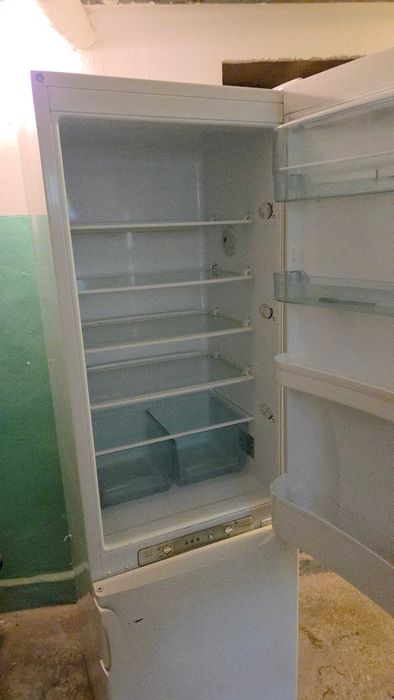 Chłodziarko-Zamrażarka AMICA 2-drzwiowa