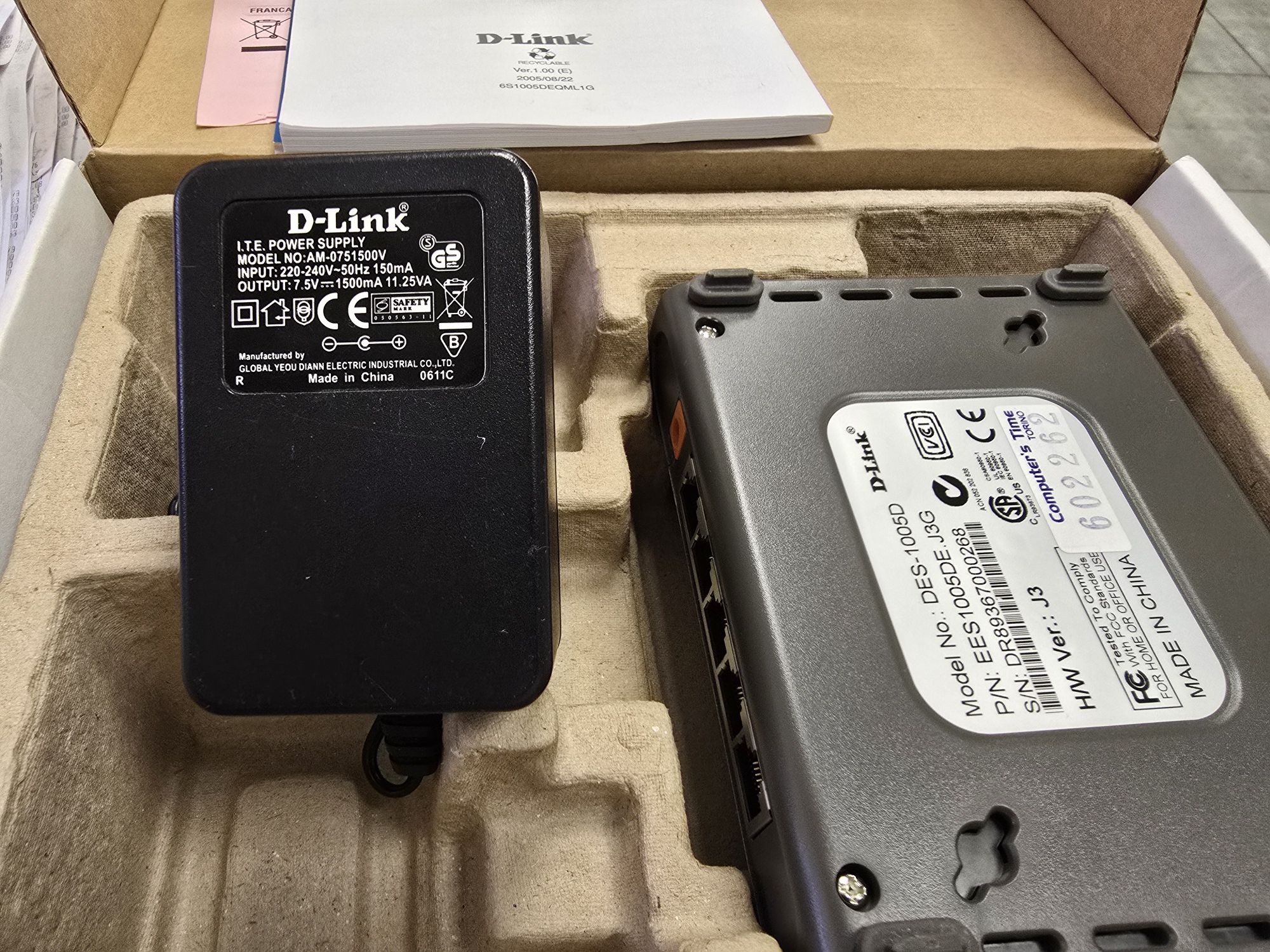 Світч 5 портів D-Link DES-1005D