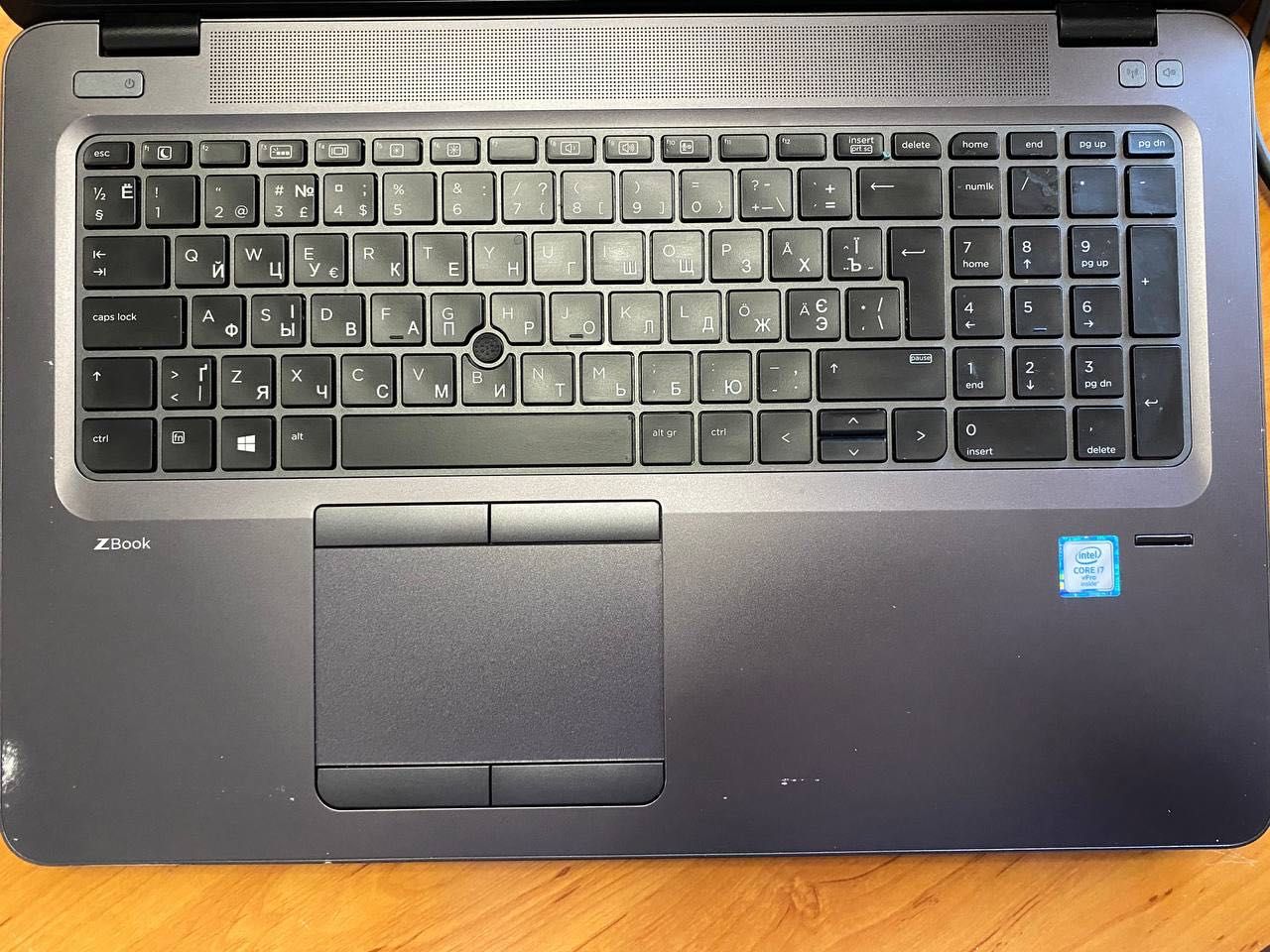 Продам ноут бук HP Zbook 15u g3/i7-6600u/1920*1080/