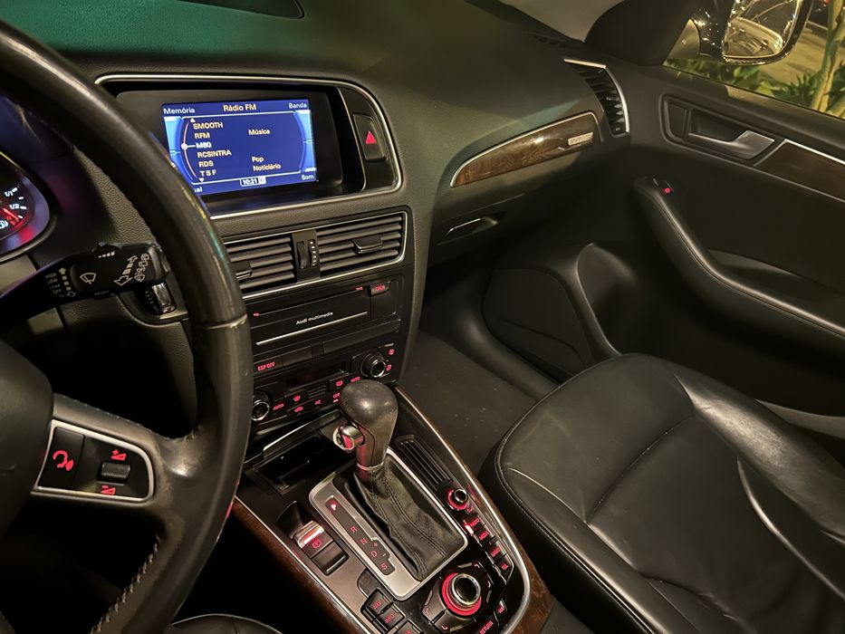 Audi Q5 , preto, Nacinal, caixa automatica