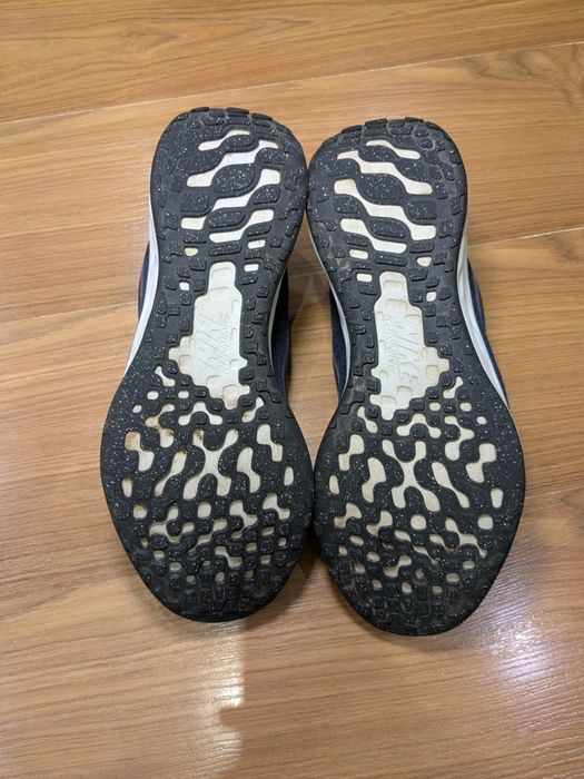 Кросівки Nike Revolution 6 (Оригінал) Найк Взуття Для бігу 43 р