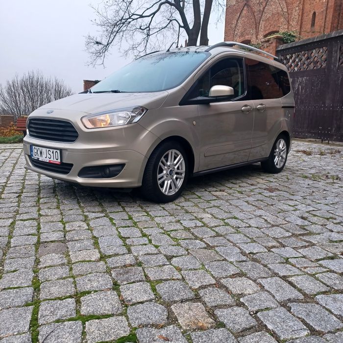Sprzedam ford tourneo Courier 1.0 benzyna