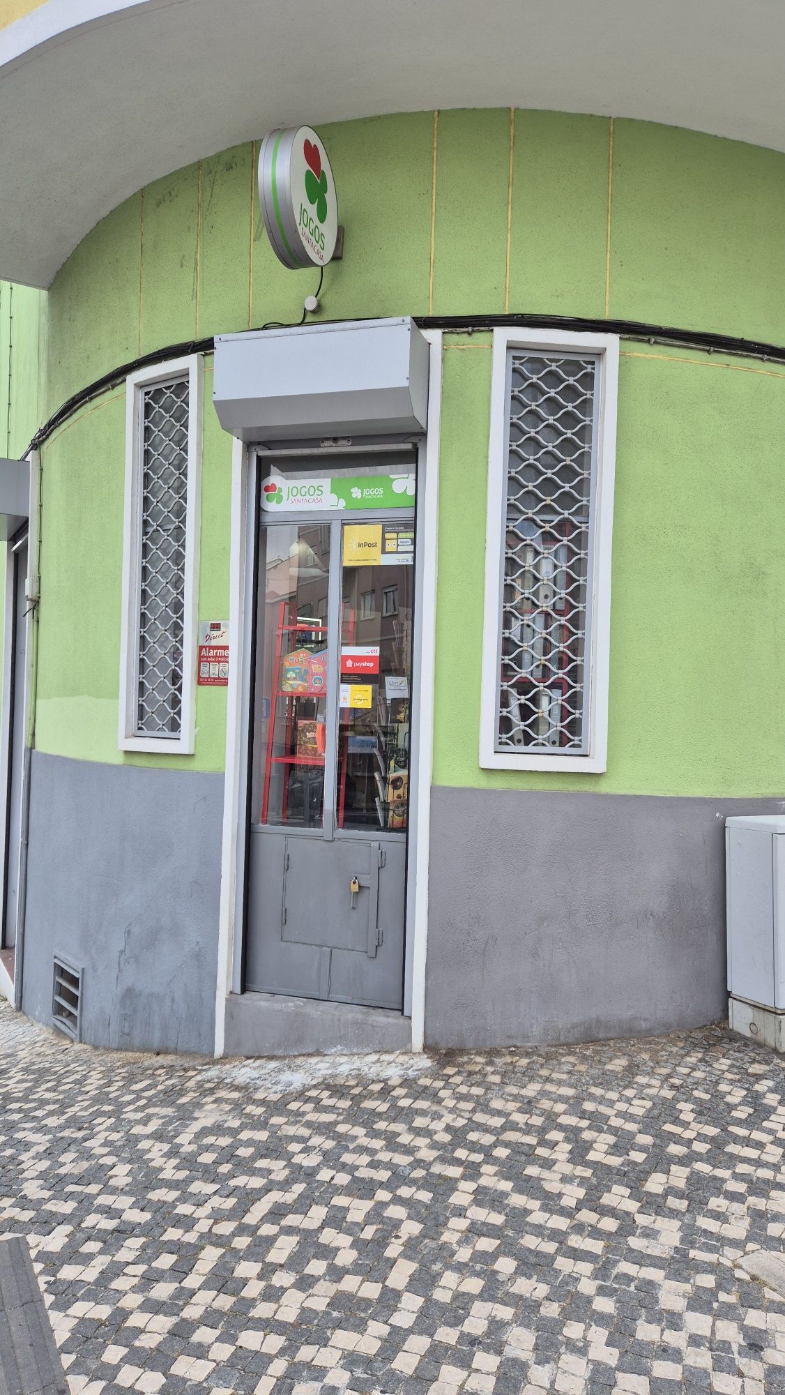 Trespase Cedência quotas /Papelaria Tabacaria c/ Jogos Santa Casa