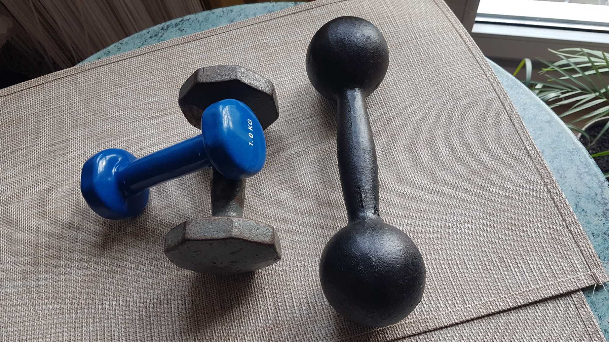 Stare ciężarki hantle PRL- 2+3 kg+bonus hantle-1 kg.