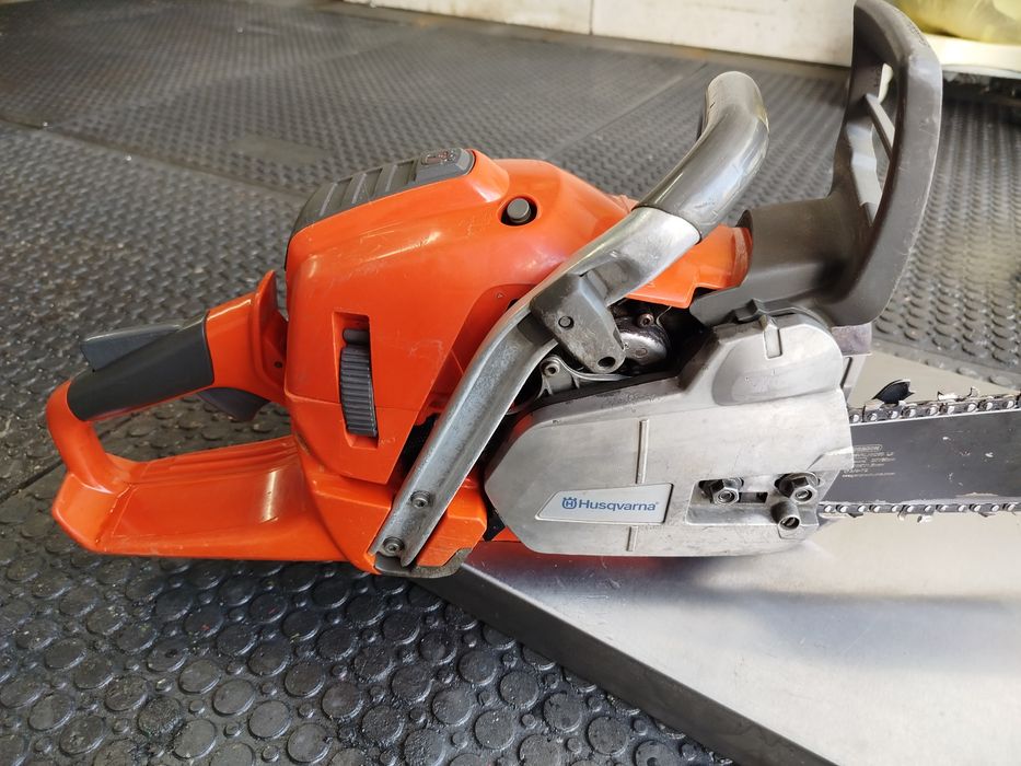 Husqvarna xp 560 4.8km ( nie Stihl, solo, Makita, dolmar)