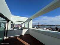 Villa de Luxo em Alcântara com 5 Quartos e Vista Panorâmica sobre o Ri