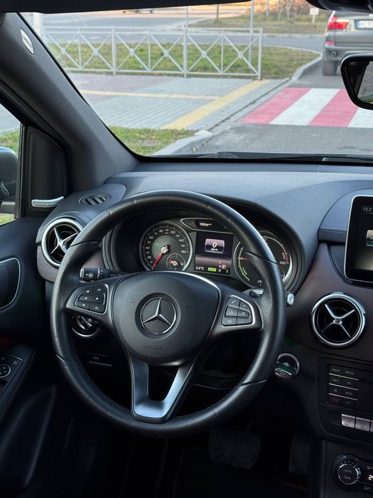 Mercedes-Benz electric