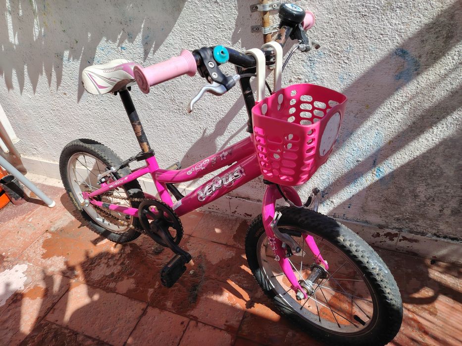 Bicicleta menina