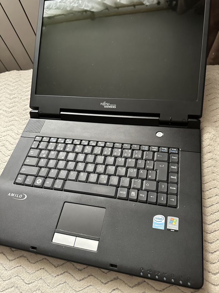 Laptop Fujitsu Siemens Amilo Li1705