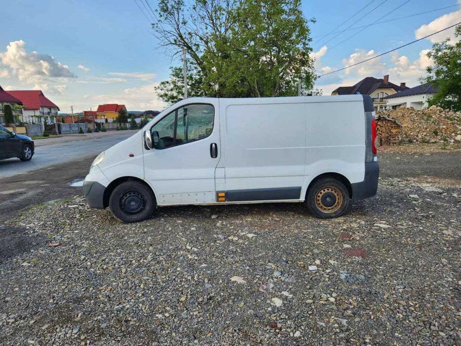 Свій  Опель Віваро